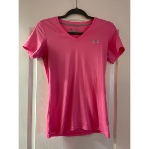 Under Armour semi fitted workout tee